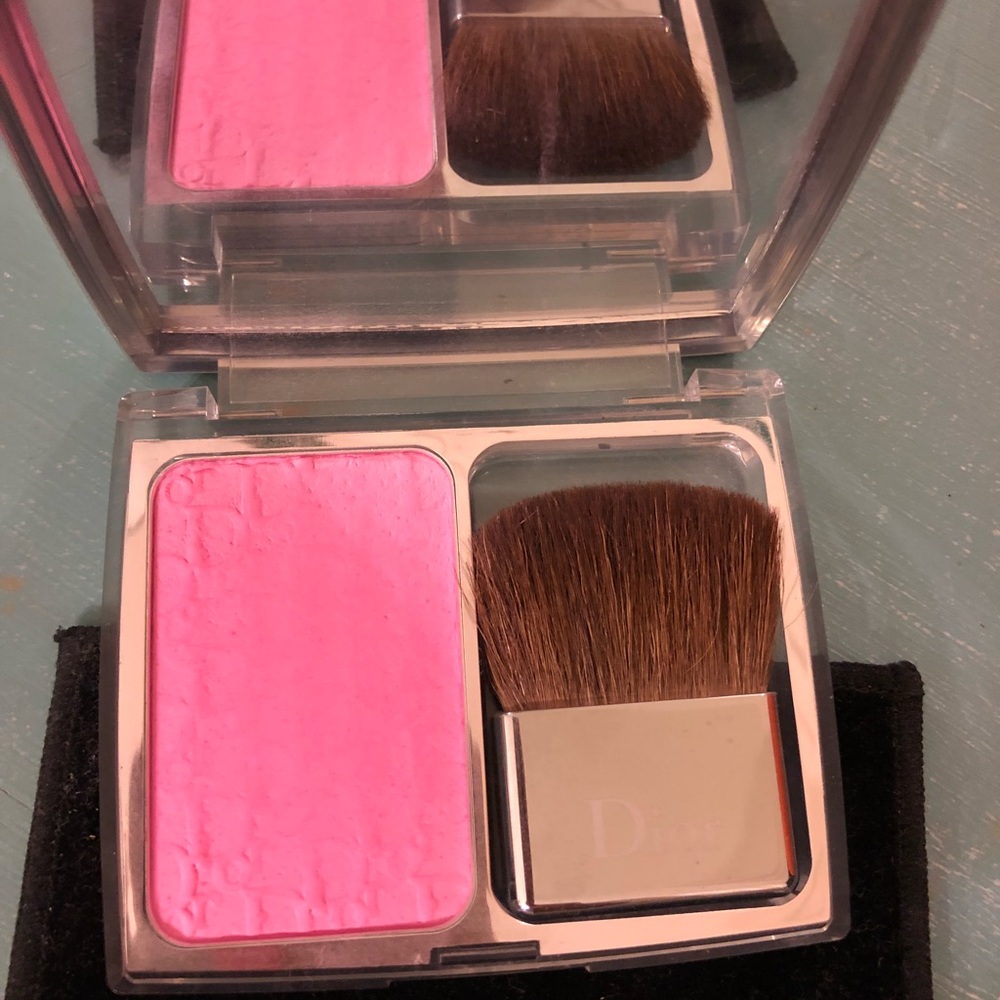 Dior rosy glow 001